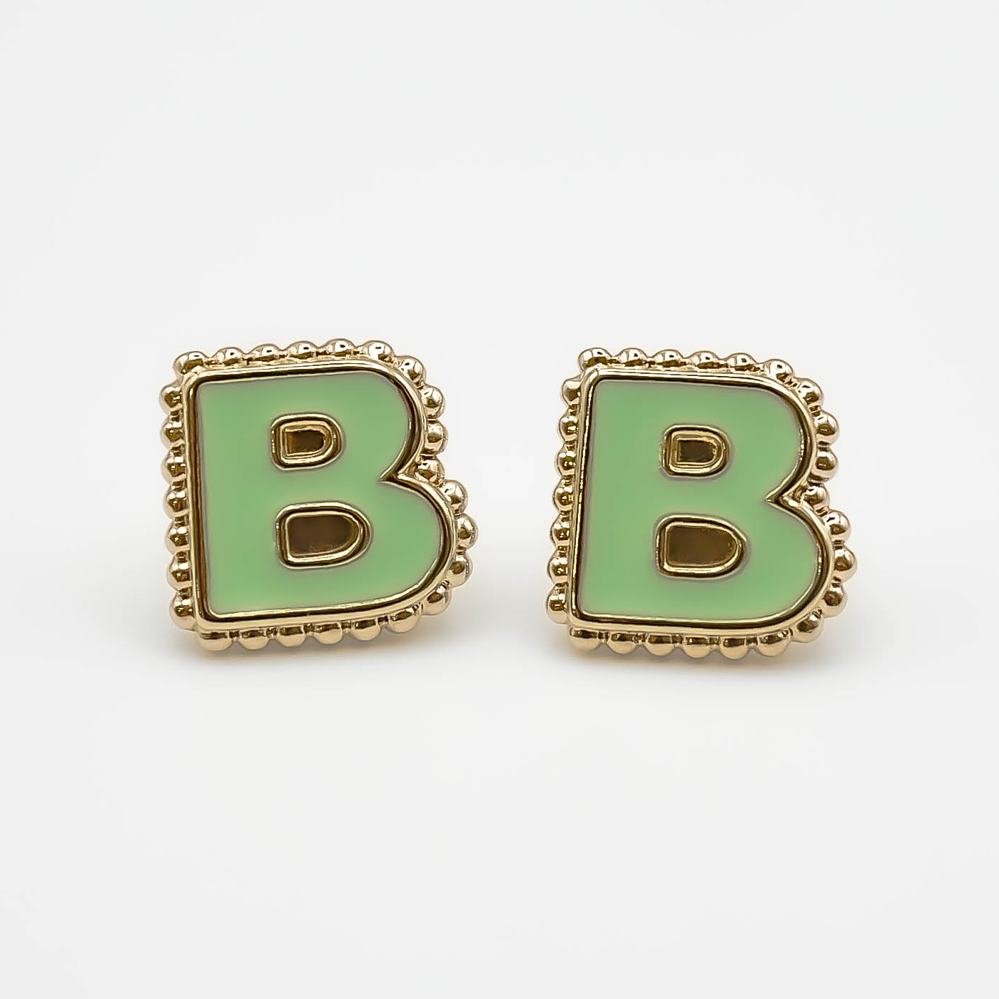 Boucles d'oreilles puce B