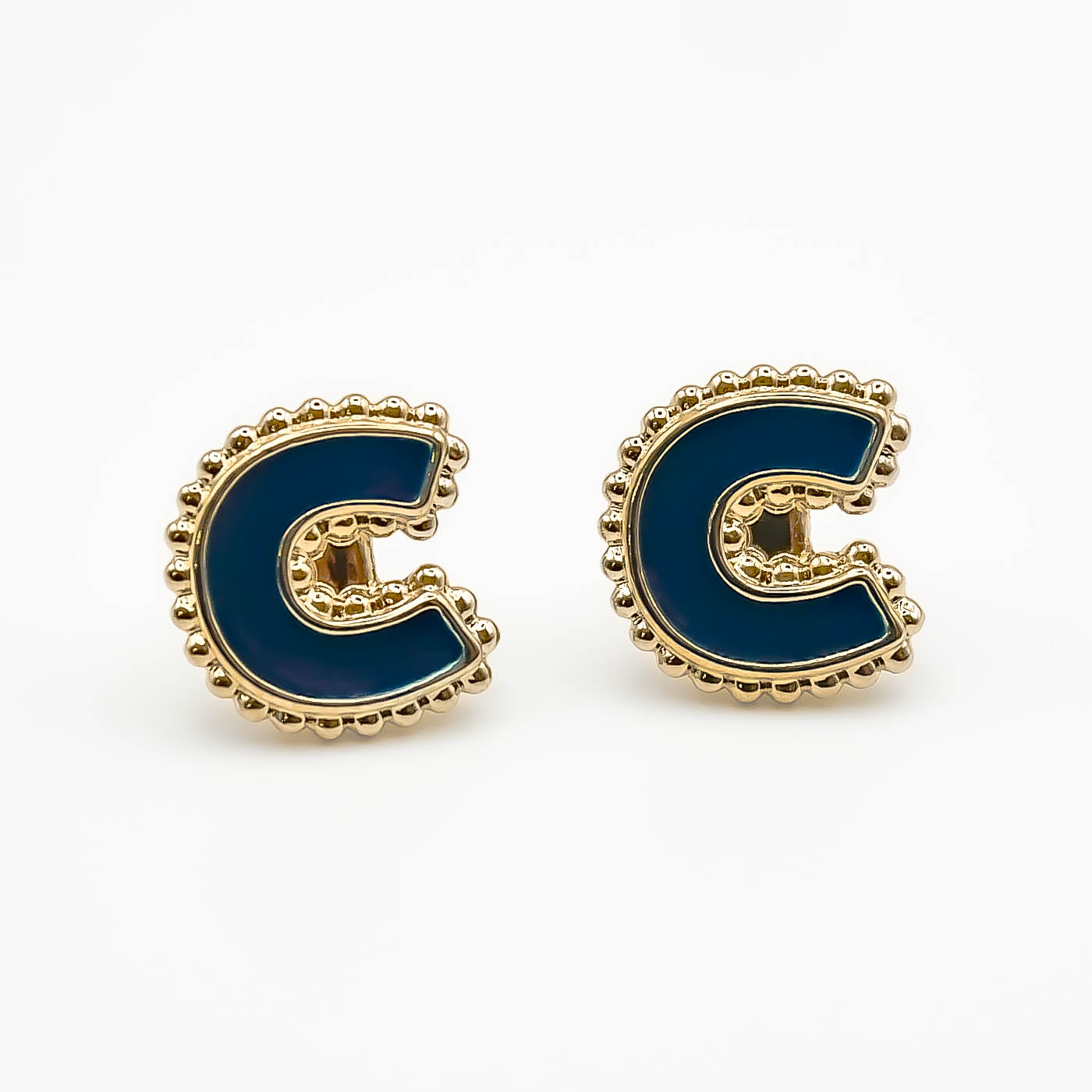 Boucles d'oreilles puce C