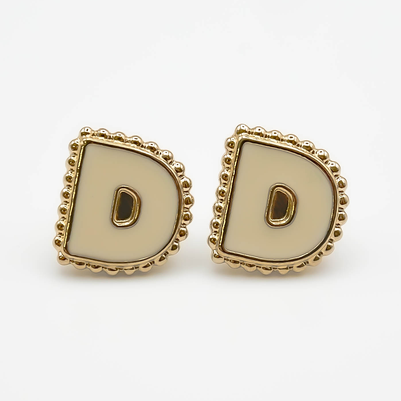 Boucles d'oreilles puce D