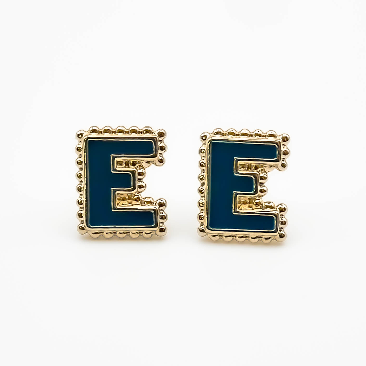 Boucles d'oreilles puce E