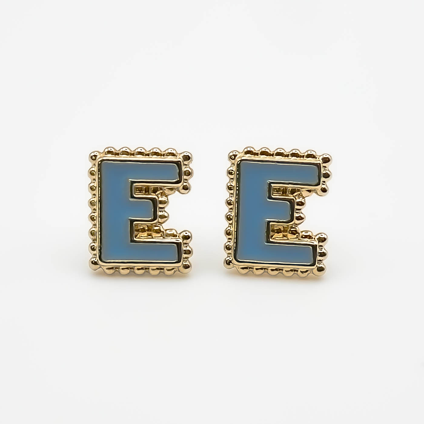 Boucles d'oreilles puce E