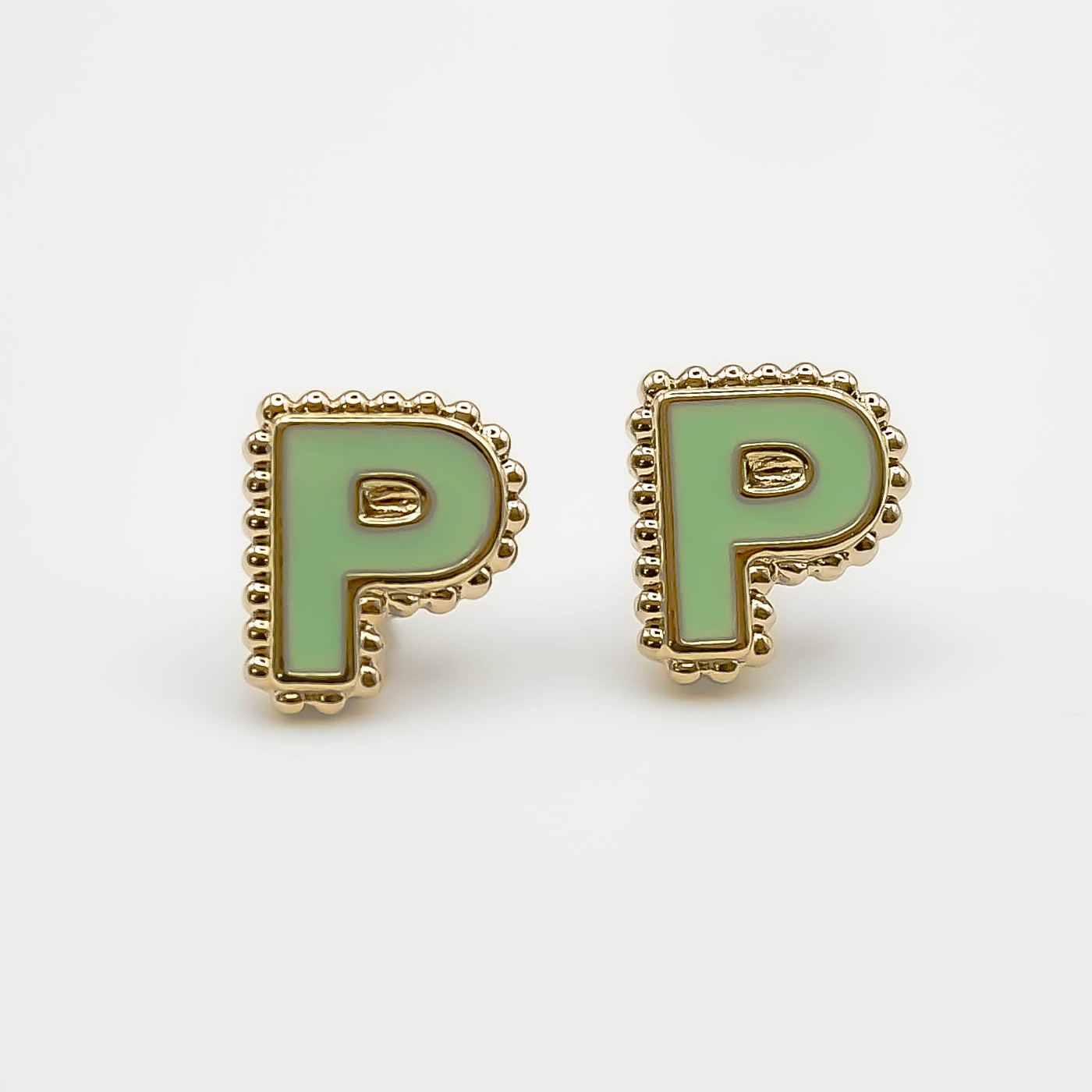 Boucles d'oreilles puce P