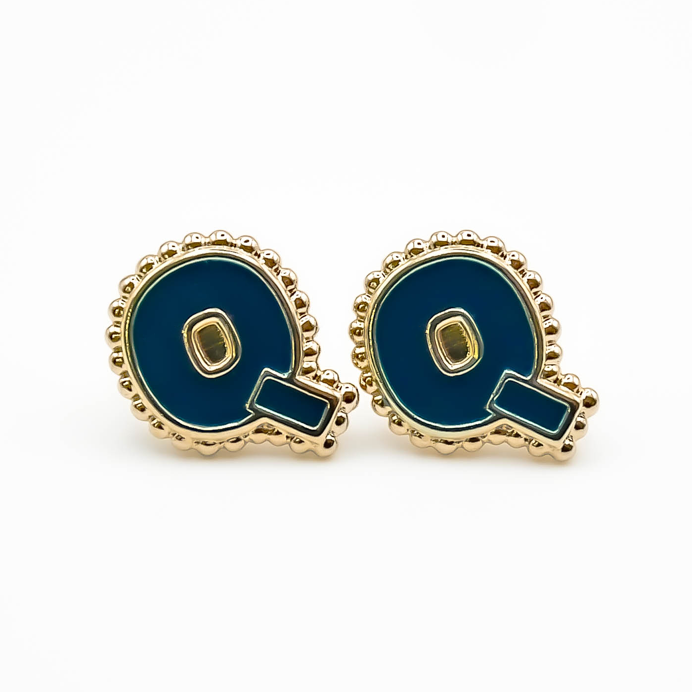 Boucles d'oreilles puce Q
