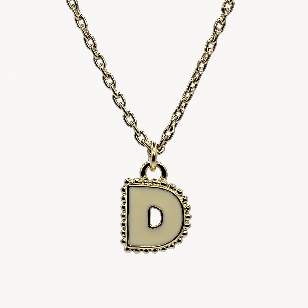 Collier D