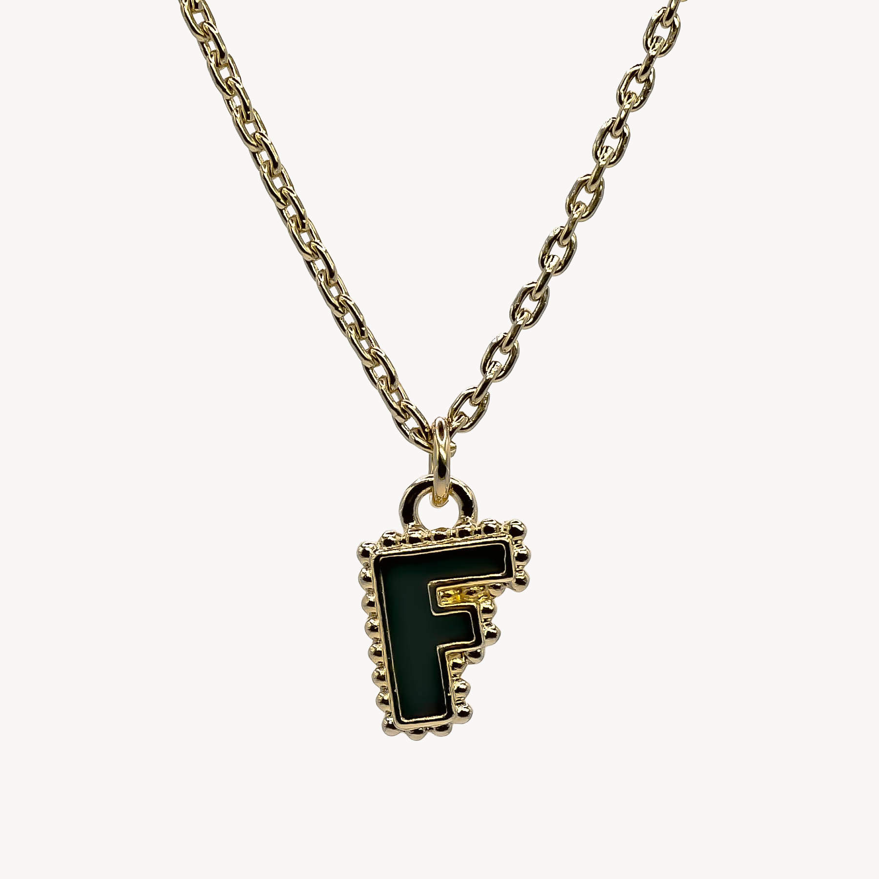 Collier F