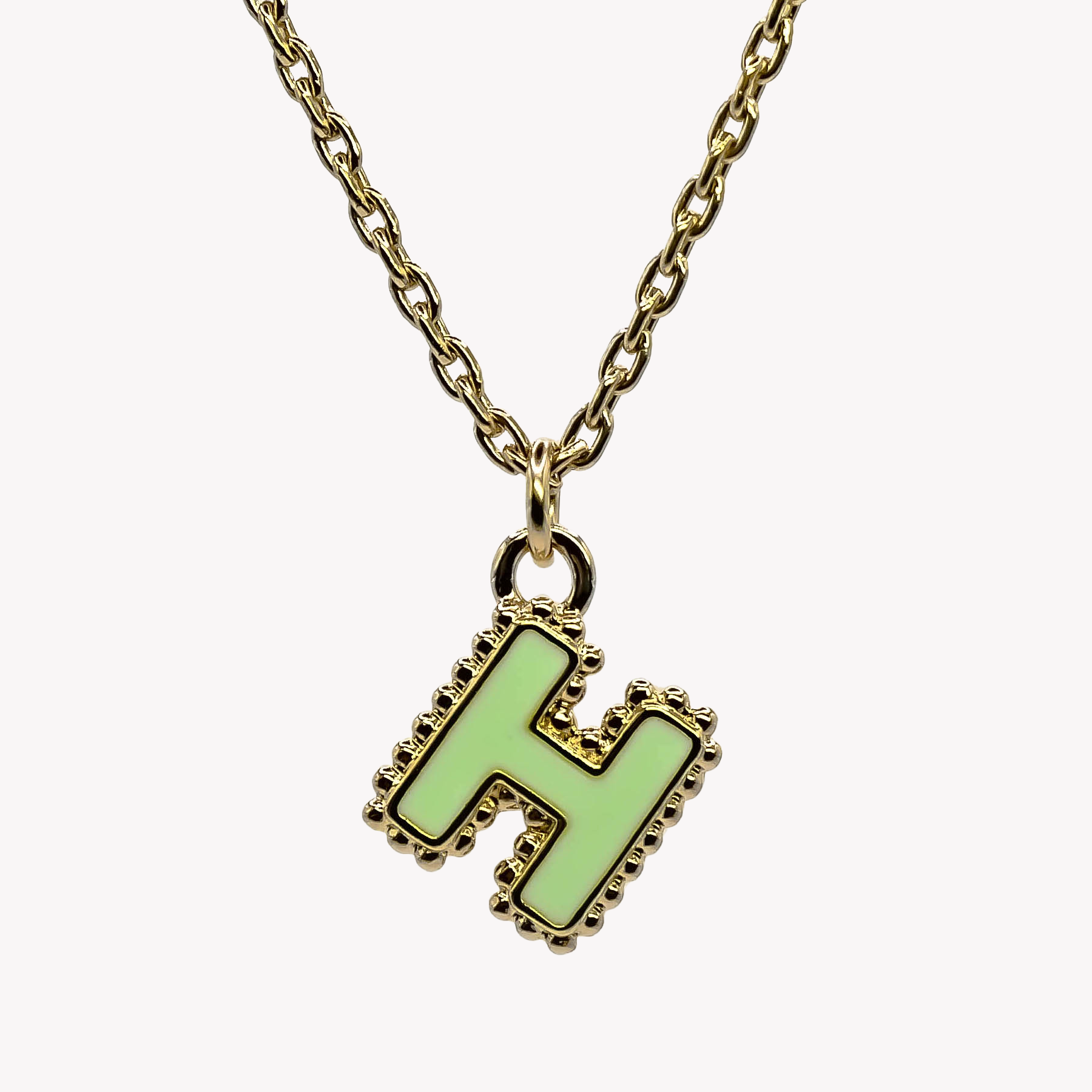 Collier H