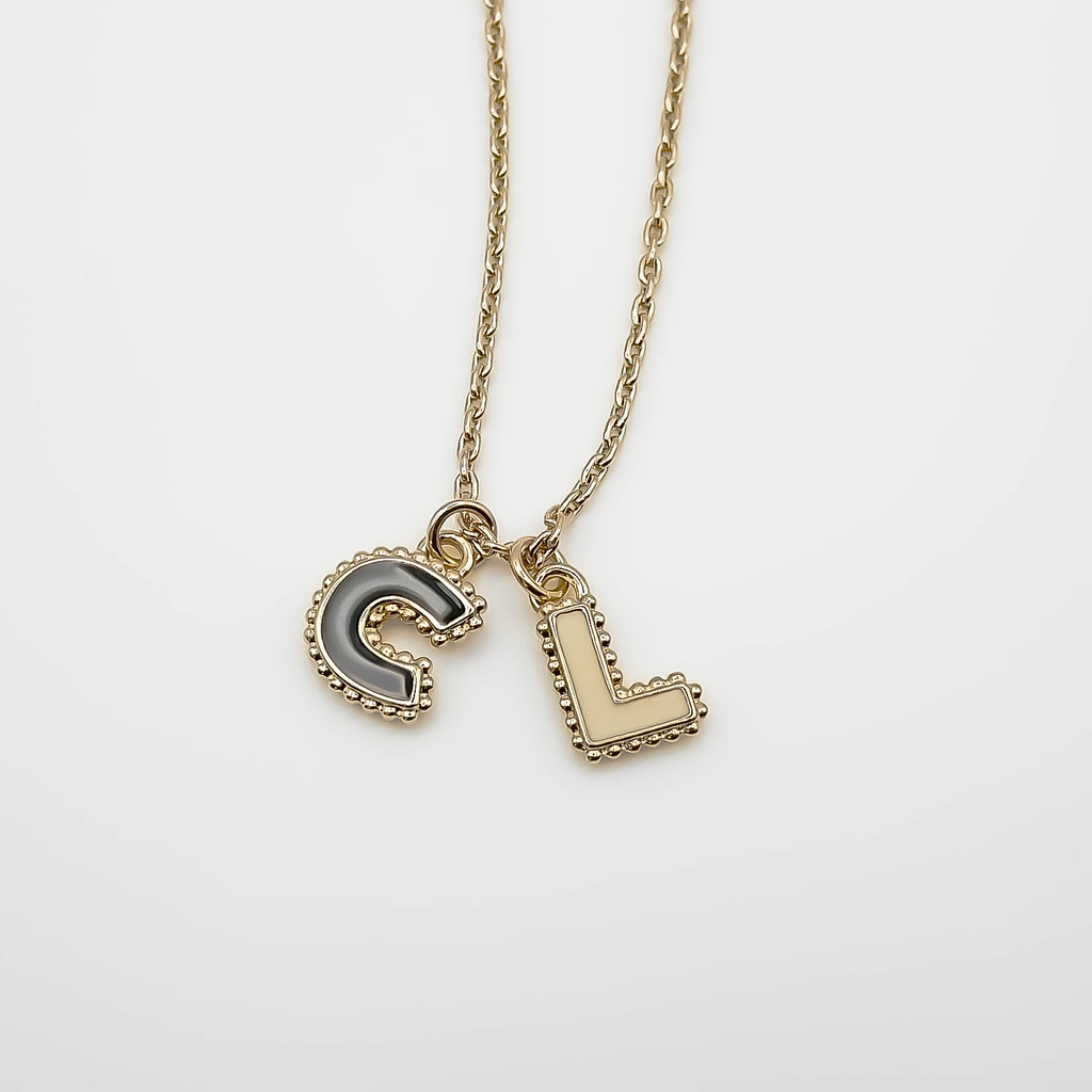 Collier deux lettres personnalisable