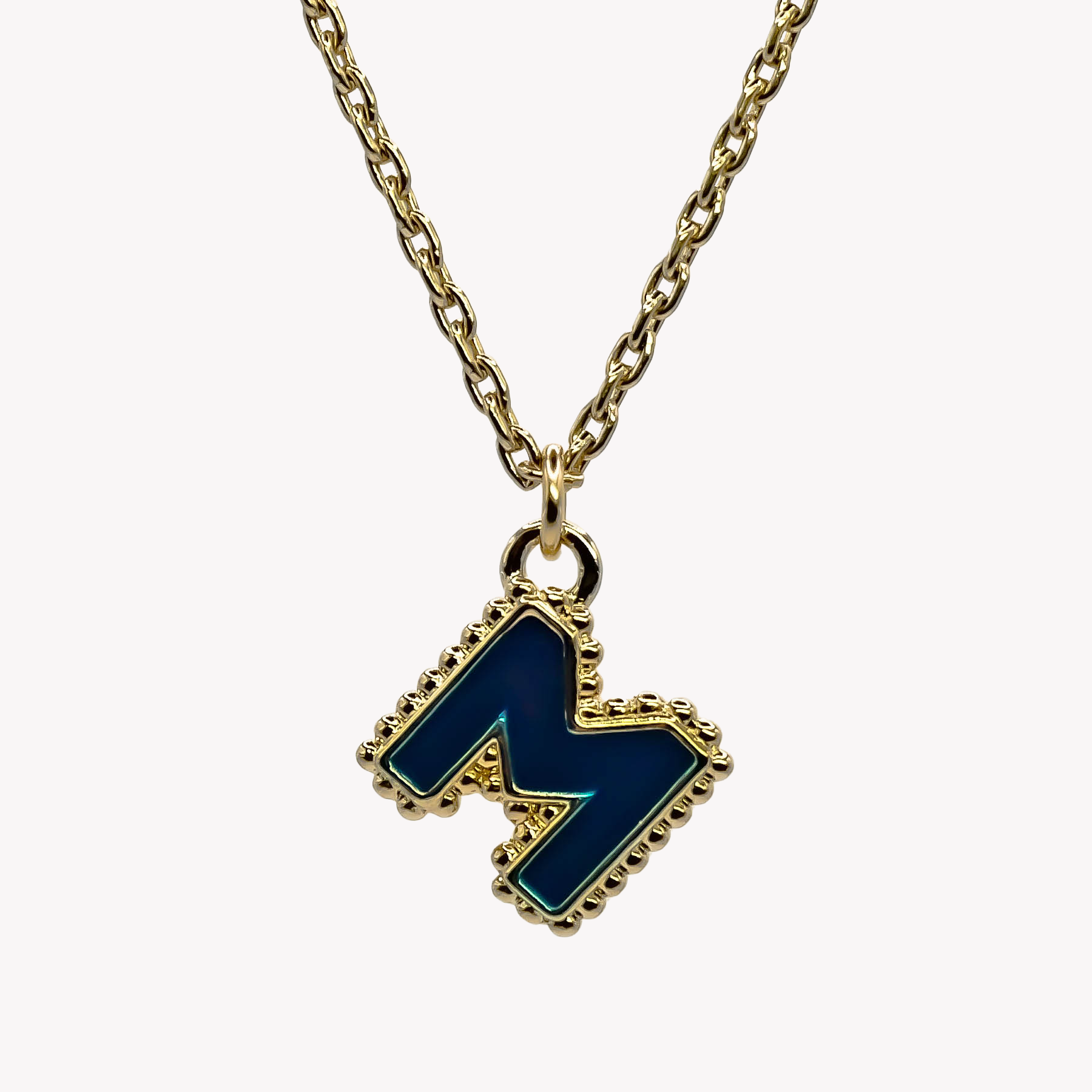 Collier M