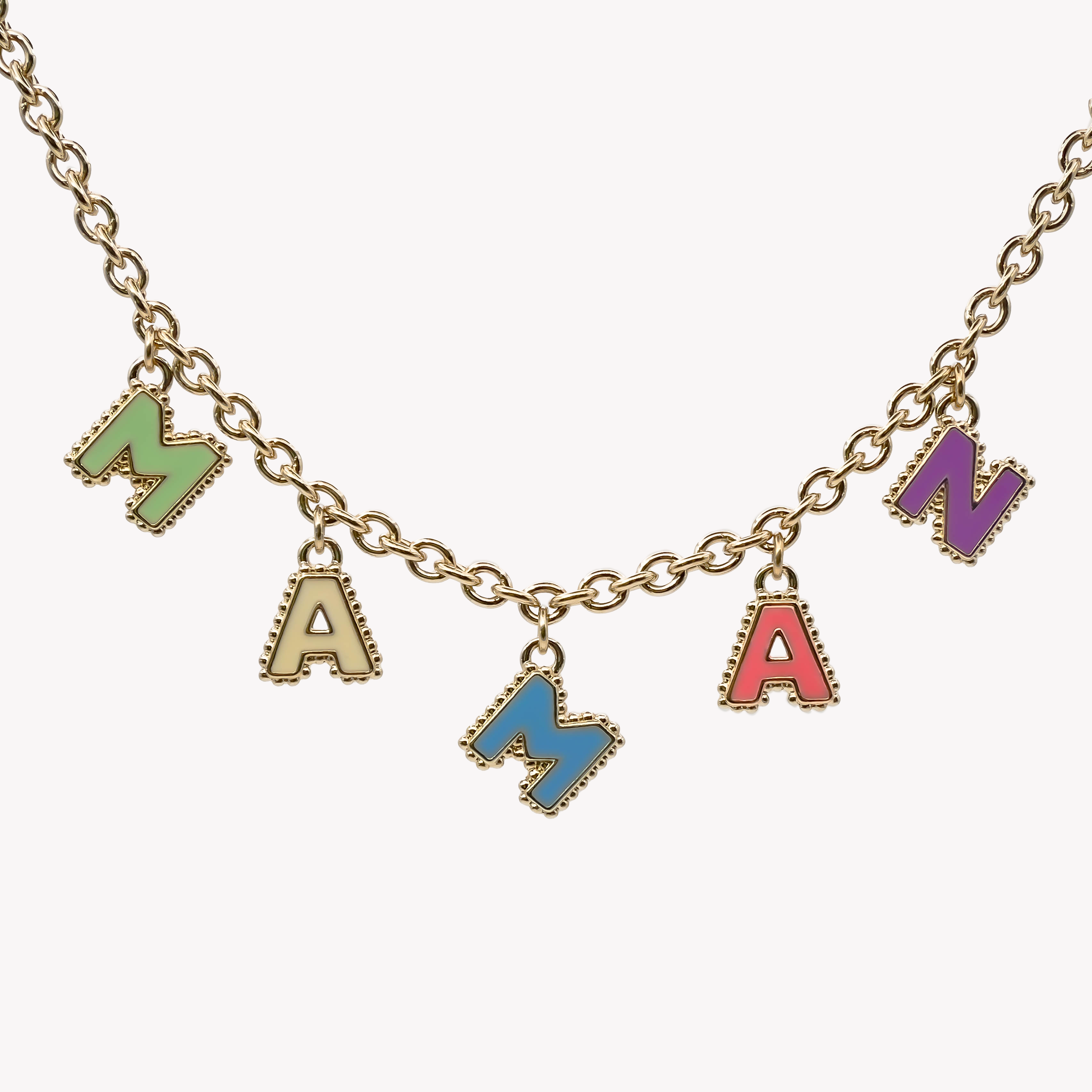 Collier cinq lettres personnalisable