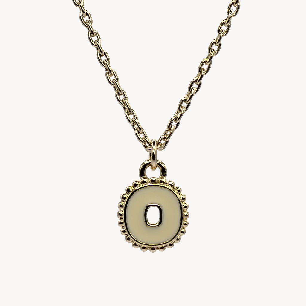 Collier O