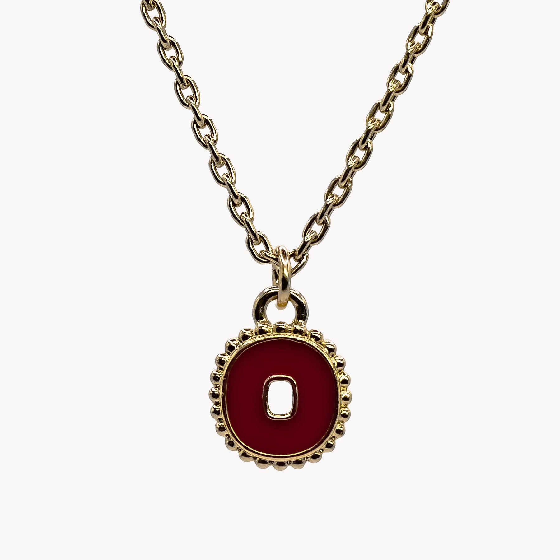Collier O