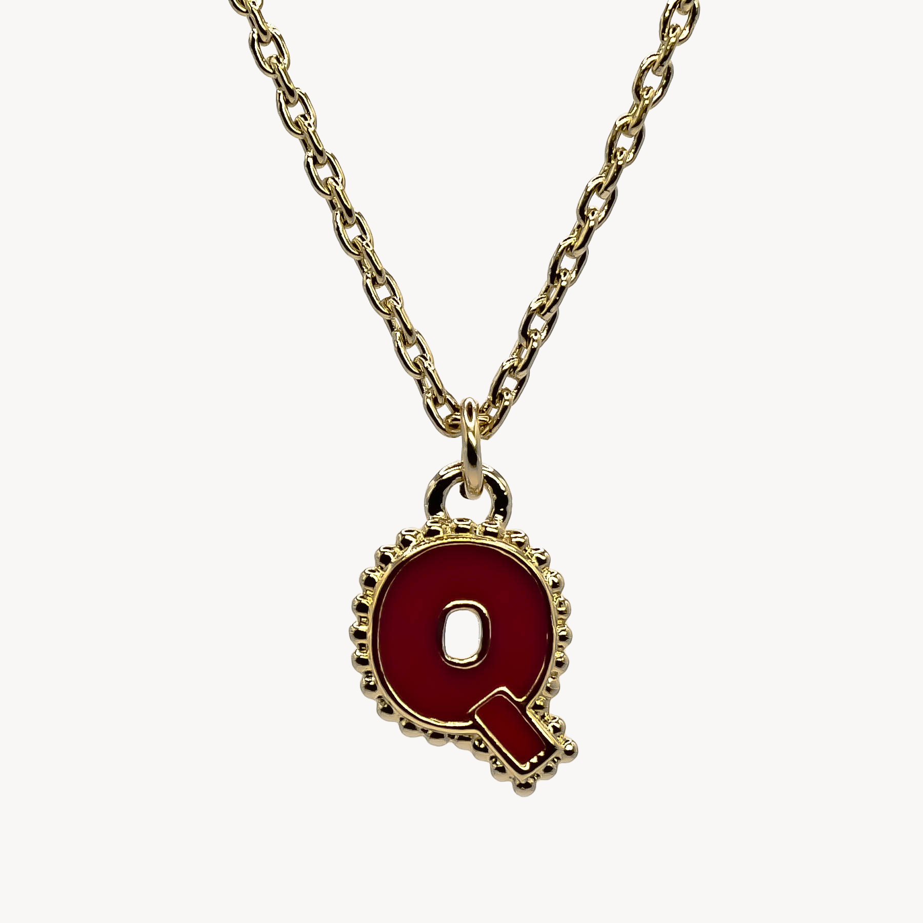 Collier Q