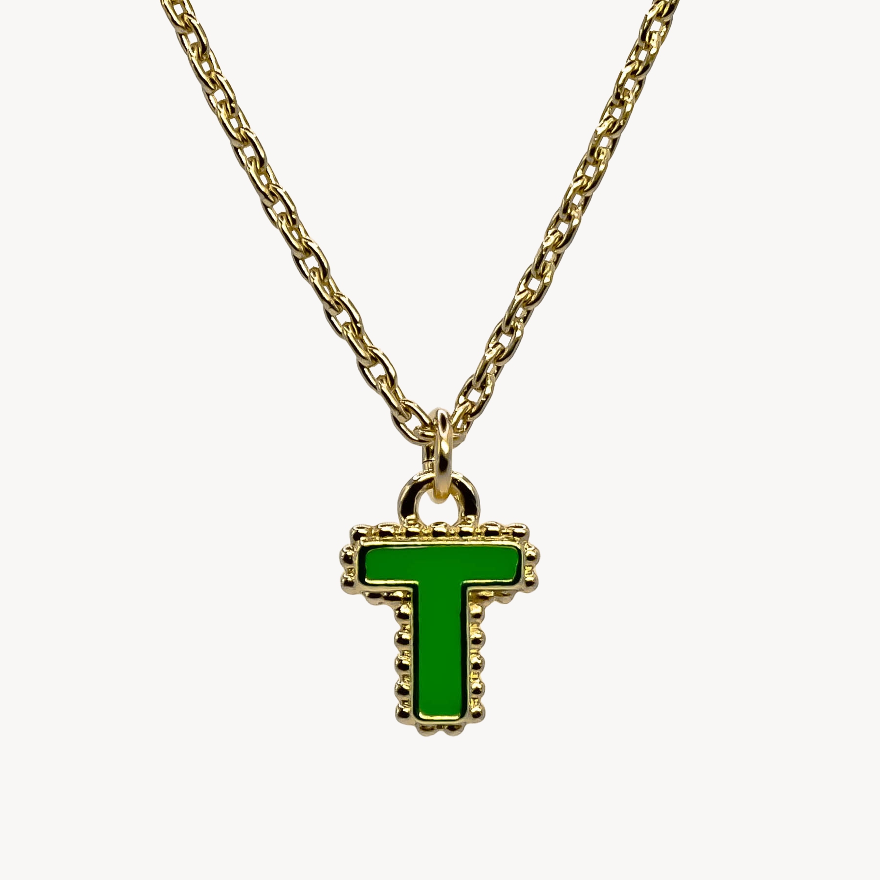 Collier T