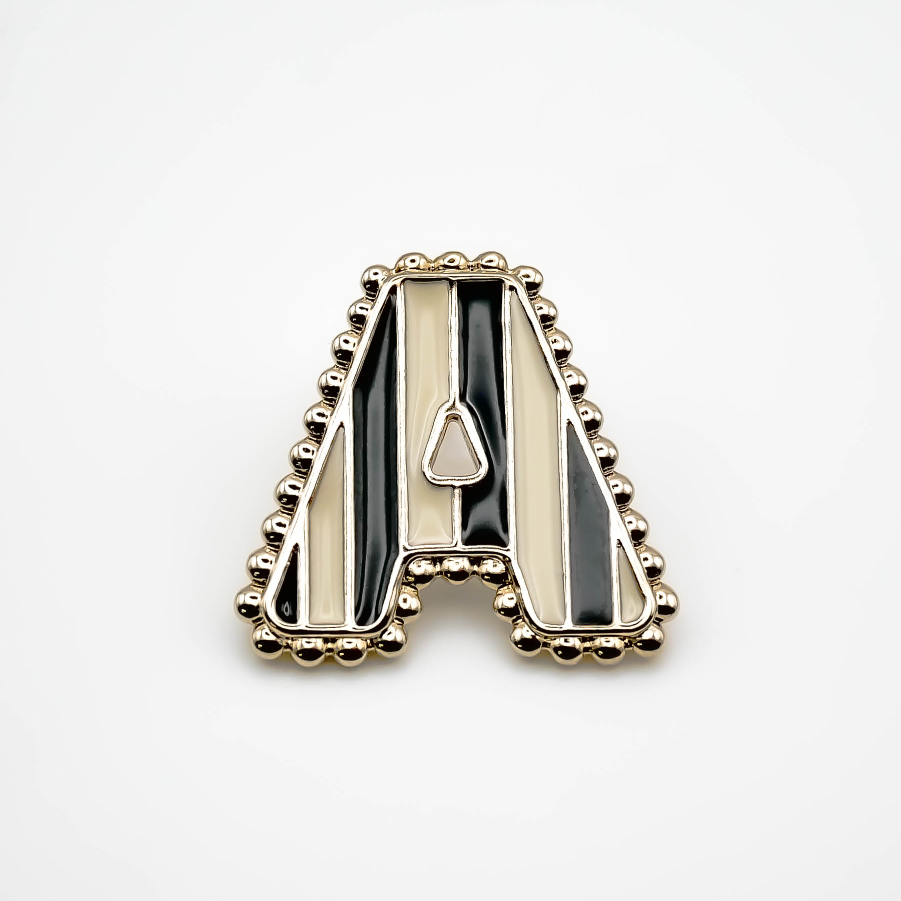 Pin's A