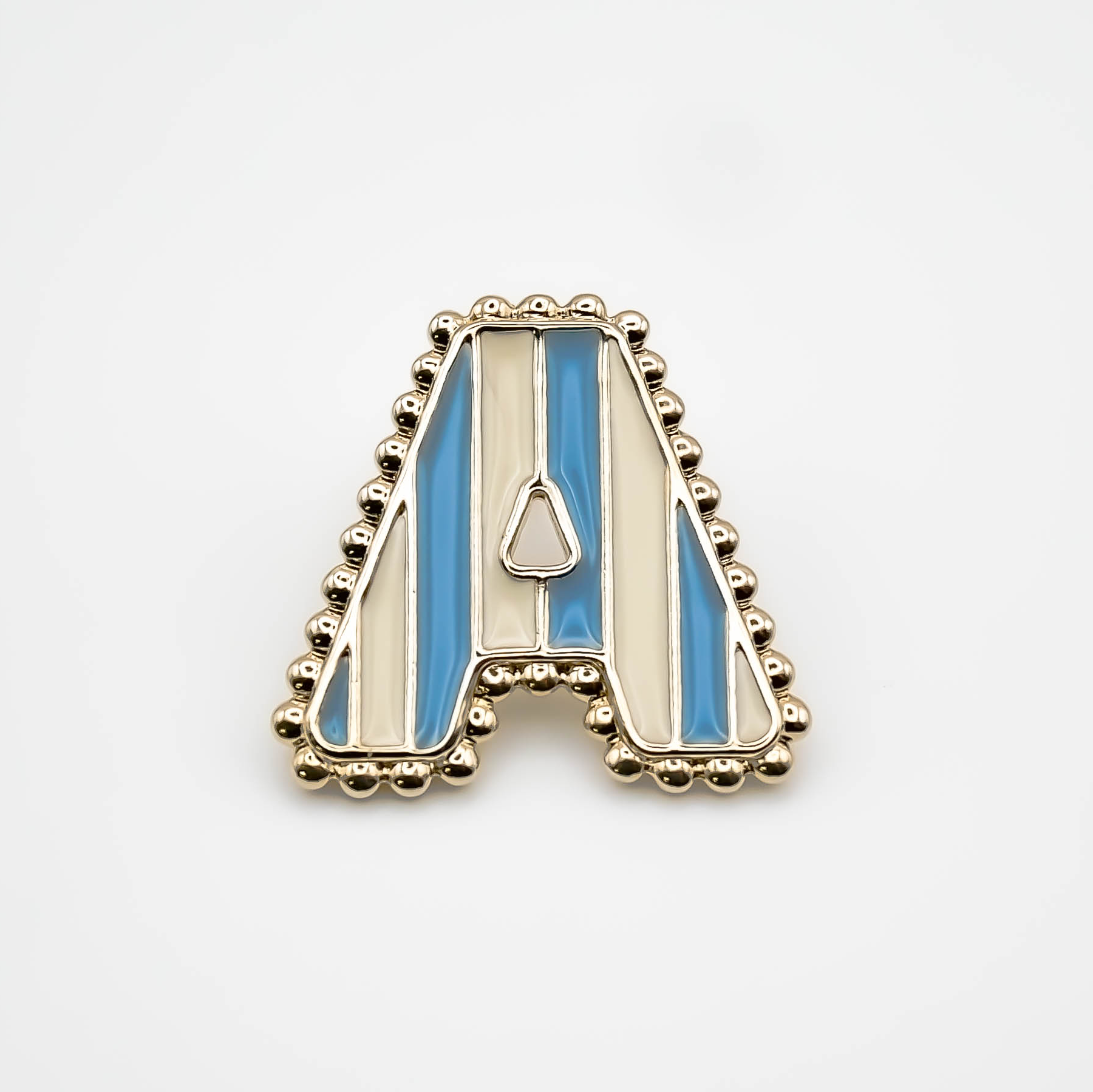Pin's A