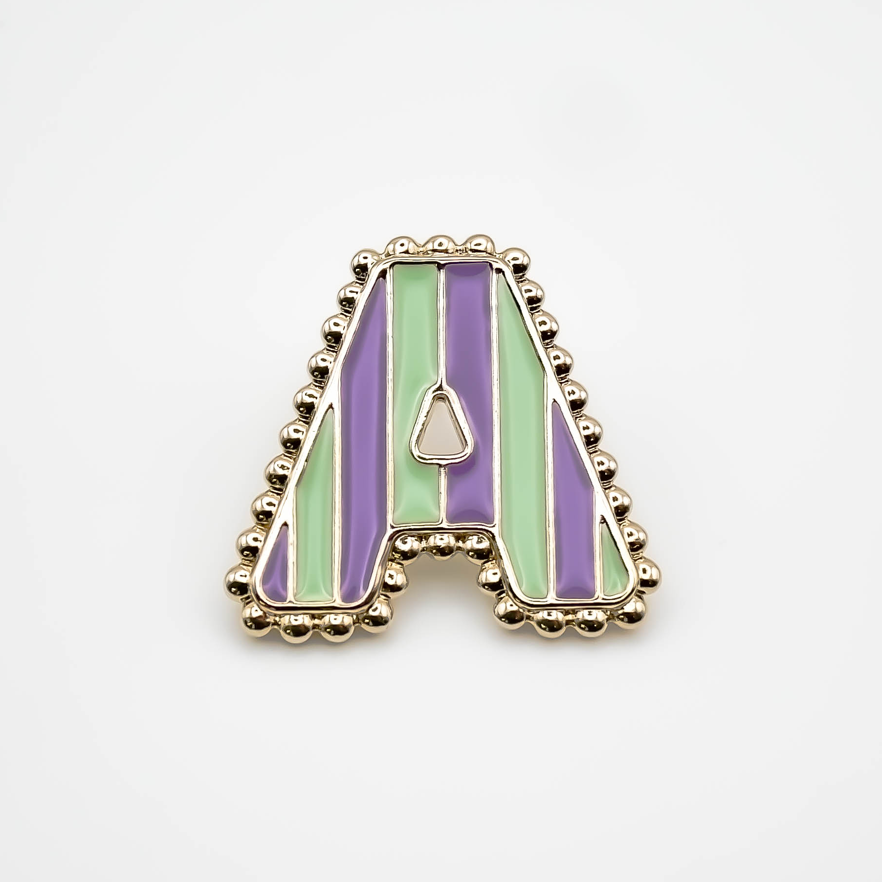 Pin's A