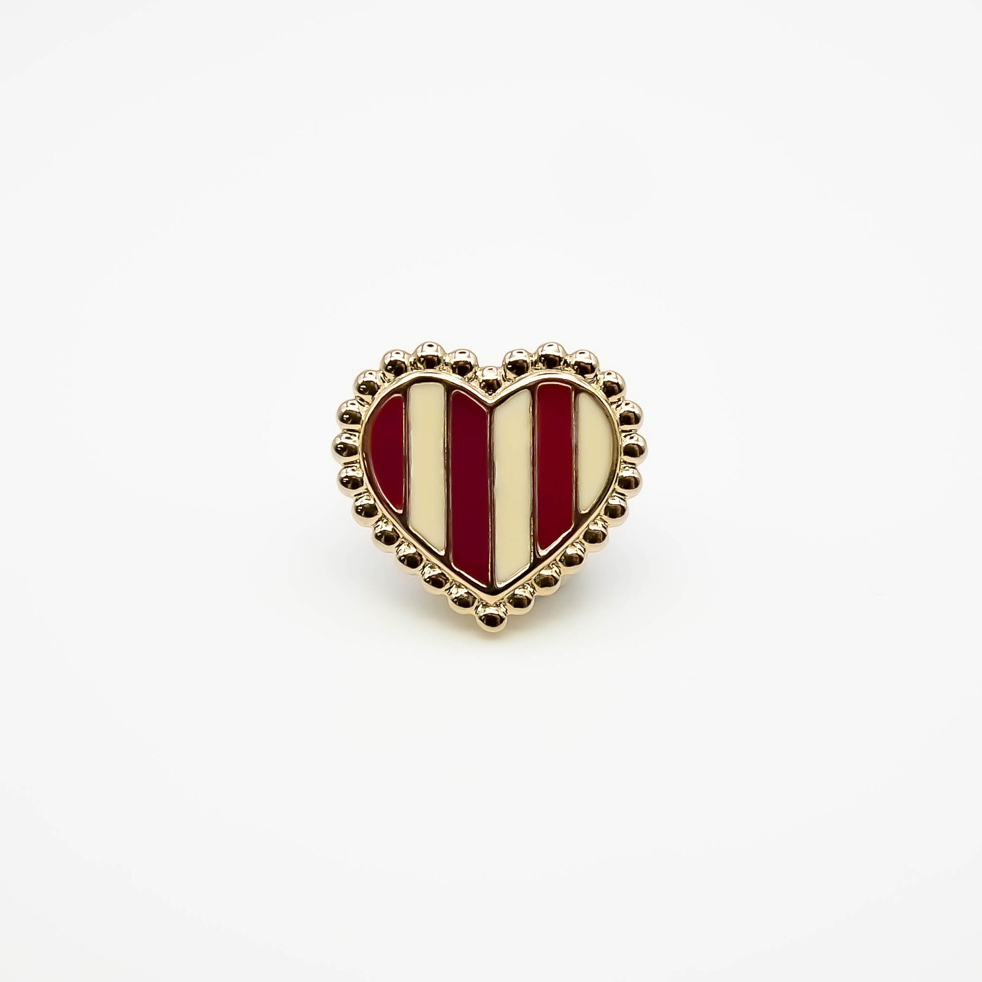 Pin's cœur rayé