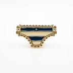 Pin's culotte rayée