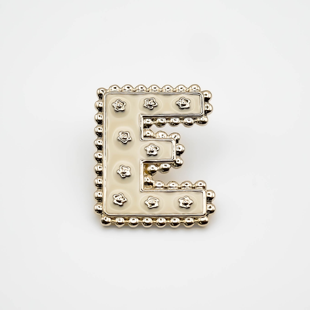 Pin's E