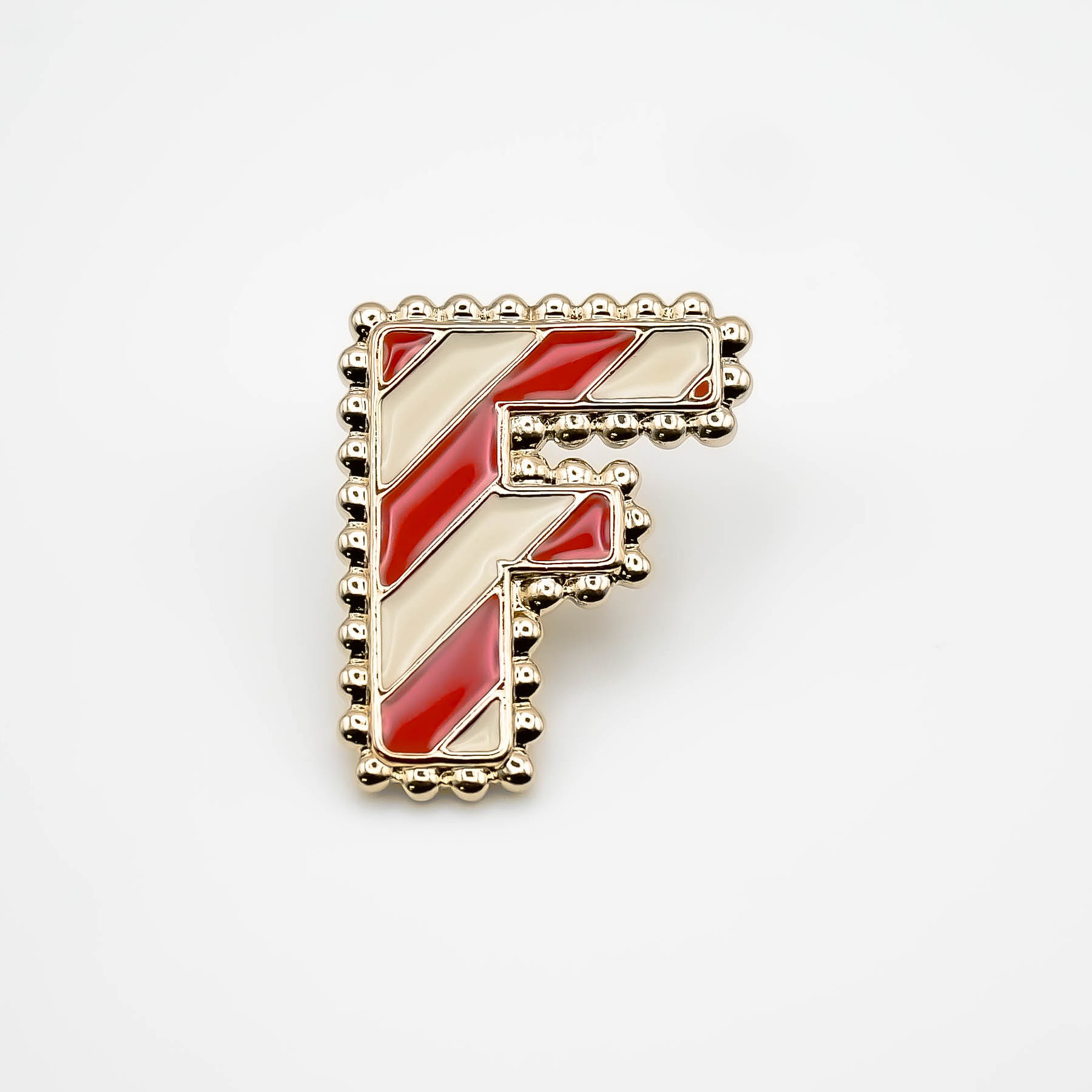 Pin's F