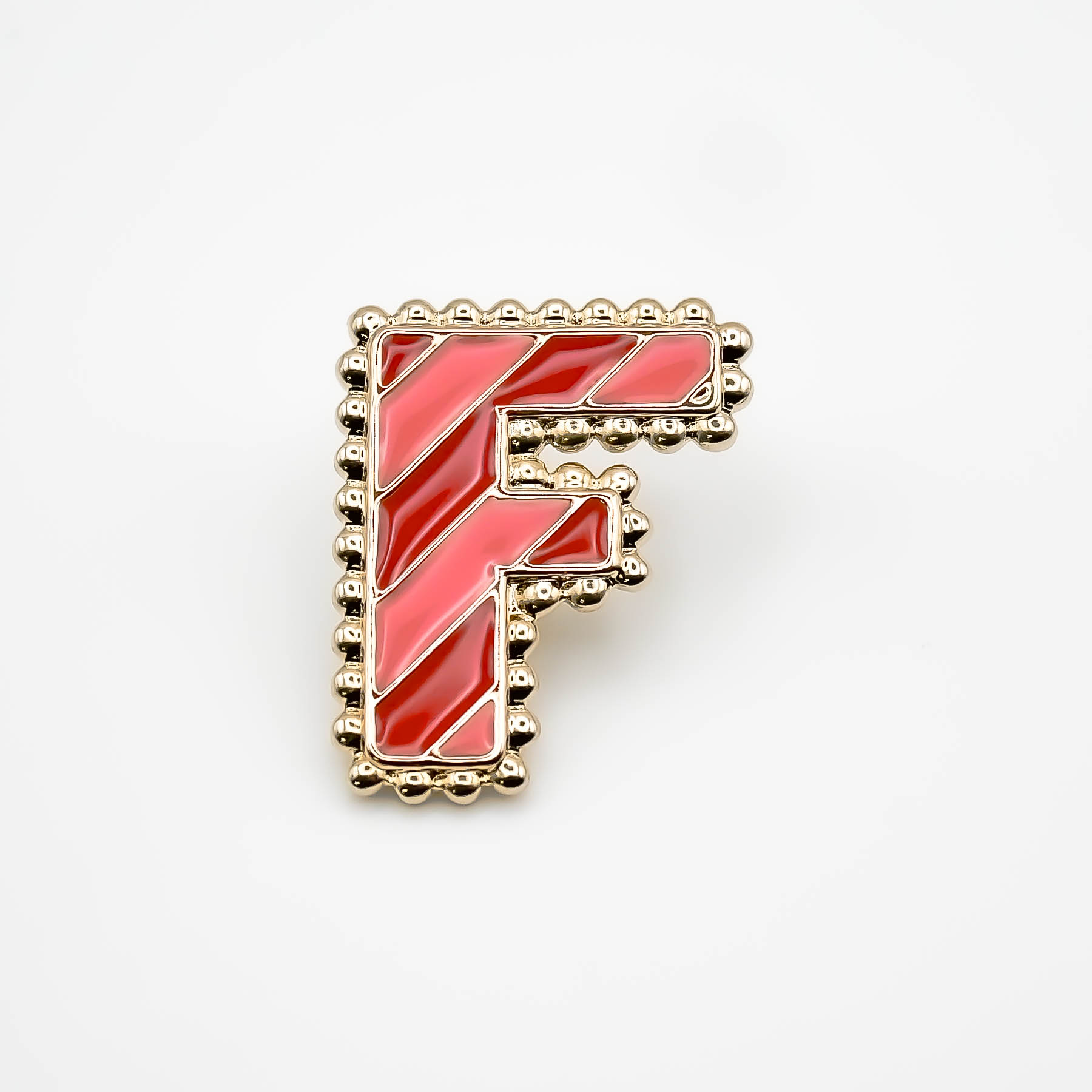 Pin's F