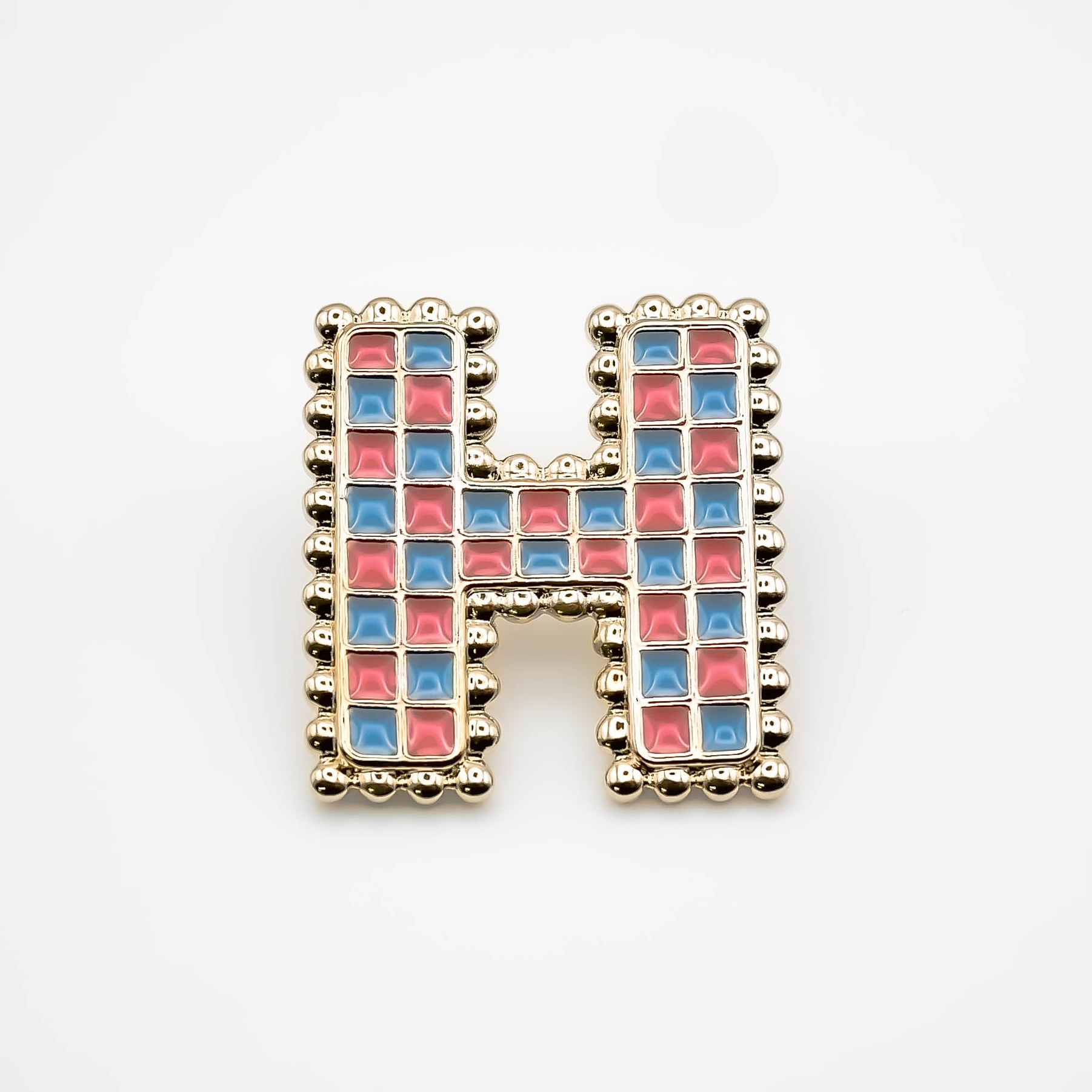 Pin's H
