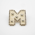 Pin's M