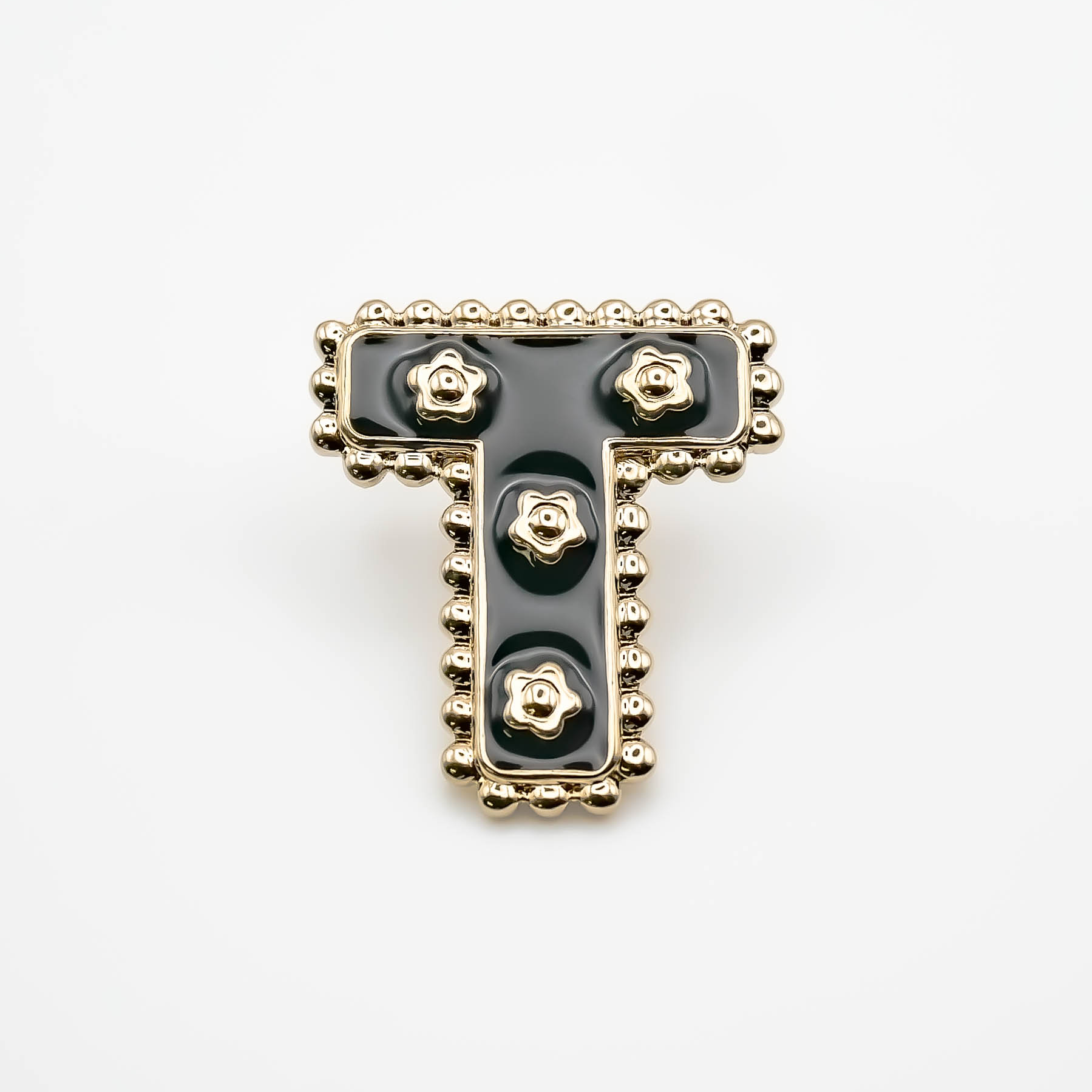 Pin's T