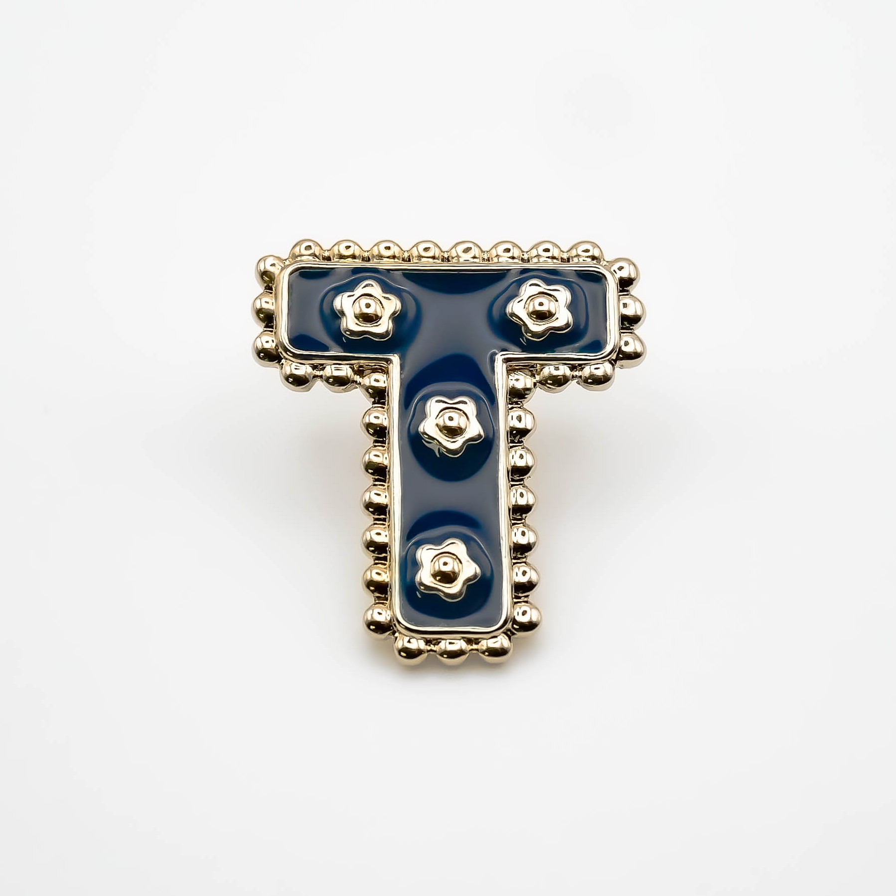 Pin's T